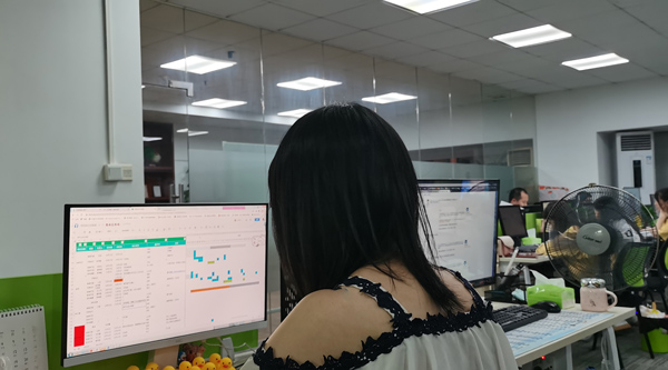 米可網(wǎng)絡(luò)