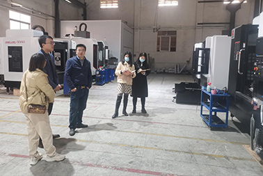 運(yùn)營(yíng)上門了解產(chǎn)品